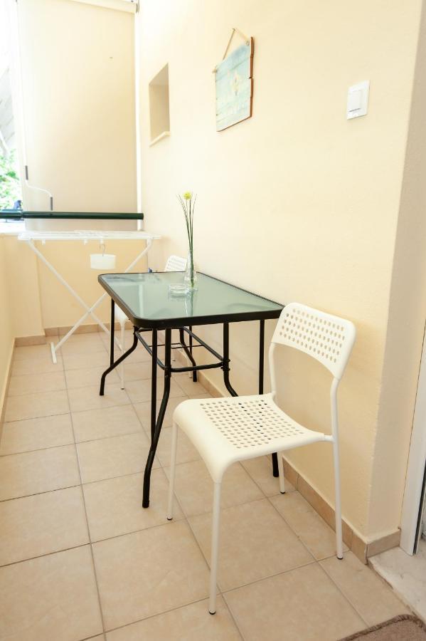 Appartement Aegean Studio By The Sea II à Peraía Extérieur photo